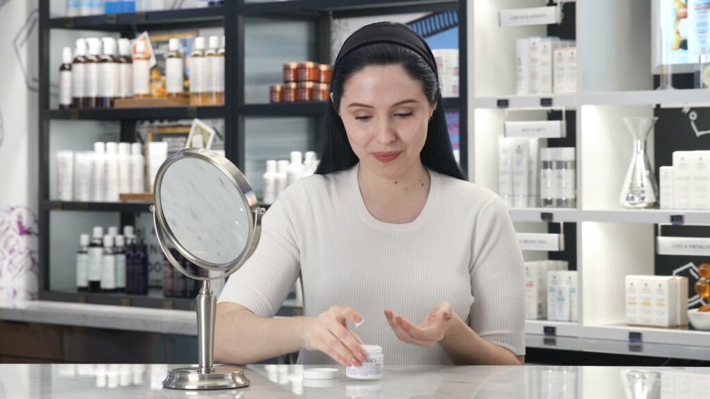 Descubre la eficacia de Kiehl's Ultra Facial Cream en tu piel en solo segundos. ¡No dejes de probarlo!