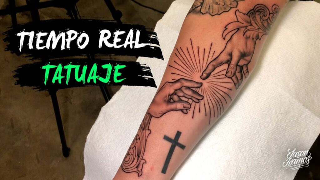 La creación de Adán: ¡Tatuajes en manos, la última tendencia!