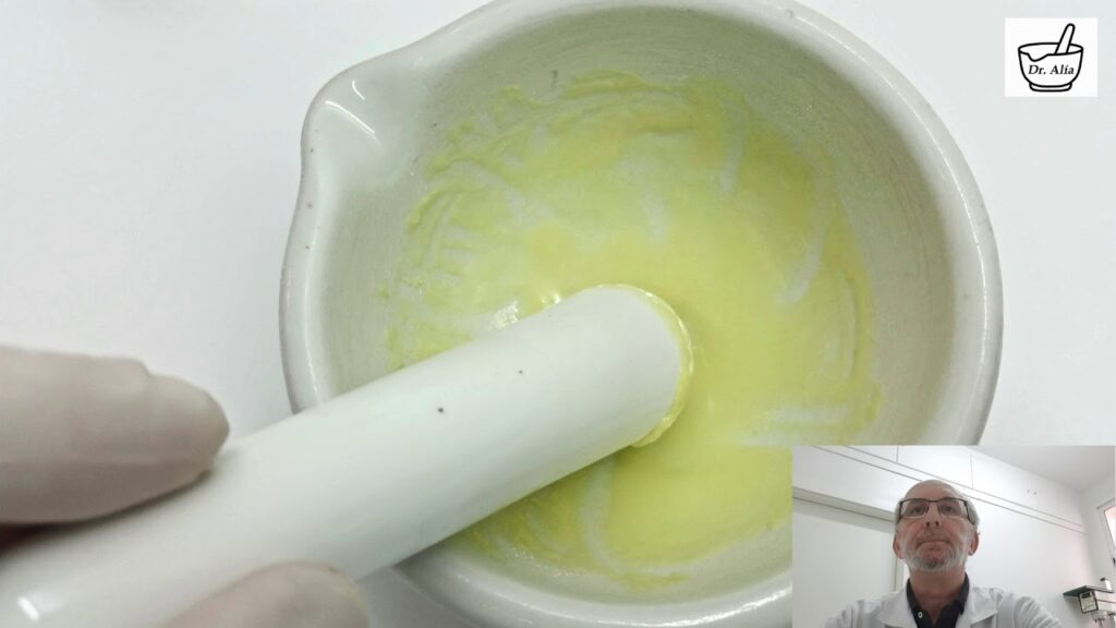 Descubre la efectividad de la crema despigmentante con hidroquinona y ácido retinoico